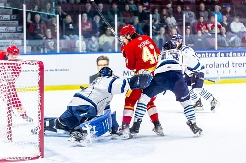 Troisième défaite contre le Drakkar de Baie-Comeau cette saison.