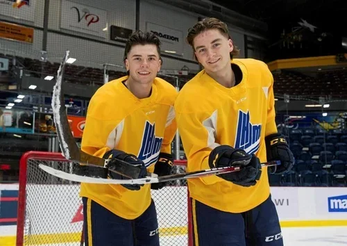 Bourque et Bourgault se retrouvent en finale de la conférence de l'ouest !