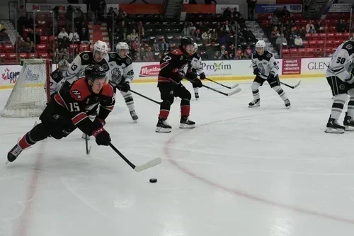 Une sixième victoire de suite pour les Huskies !