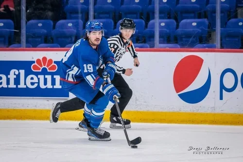 Une opportunité de rejoindre le 4 iem rang pour les Lions en Floride.