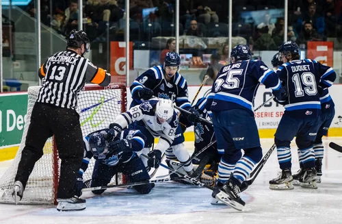 malgré-une-remontée-de-l-océanic-les-saguenéens-se-sauvent-avec-la-victoire-en-prolongation